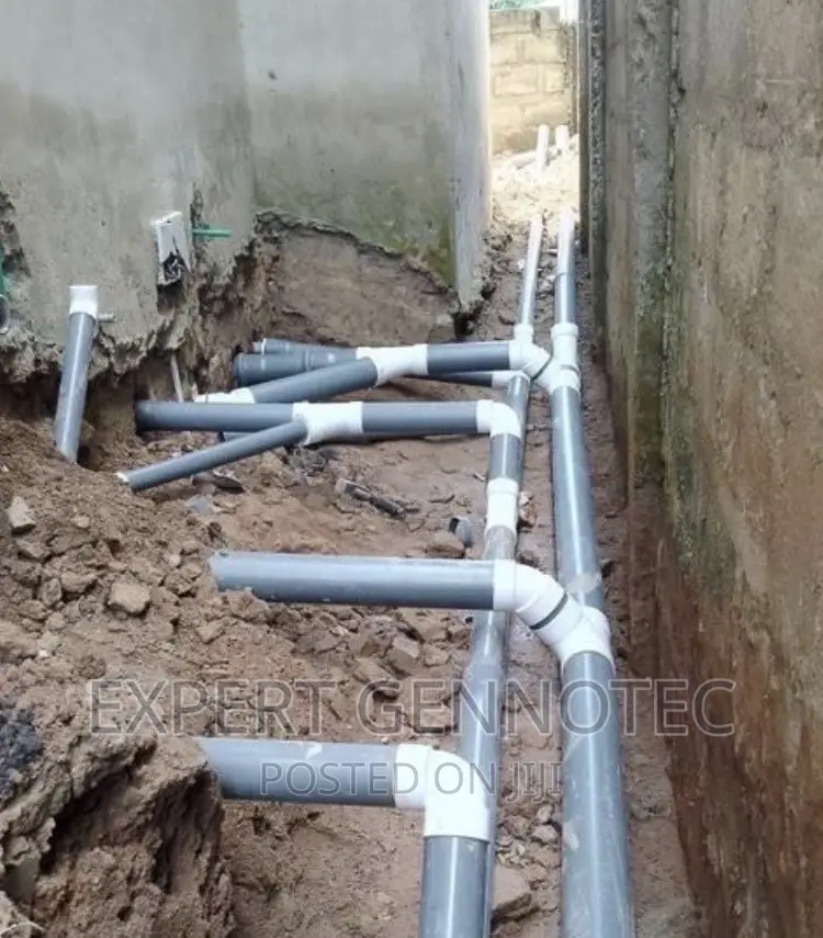 Professional Plumber With Quality Services