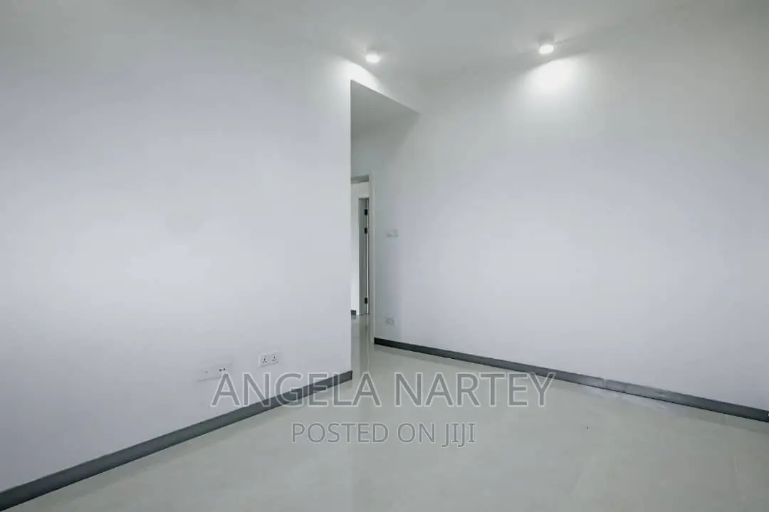 2bdrm Apartment in Lashibi, Tema Metropolitan for sale