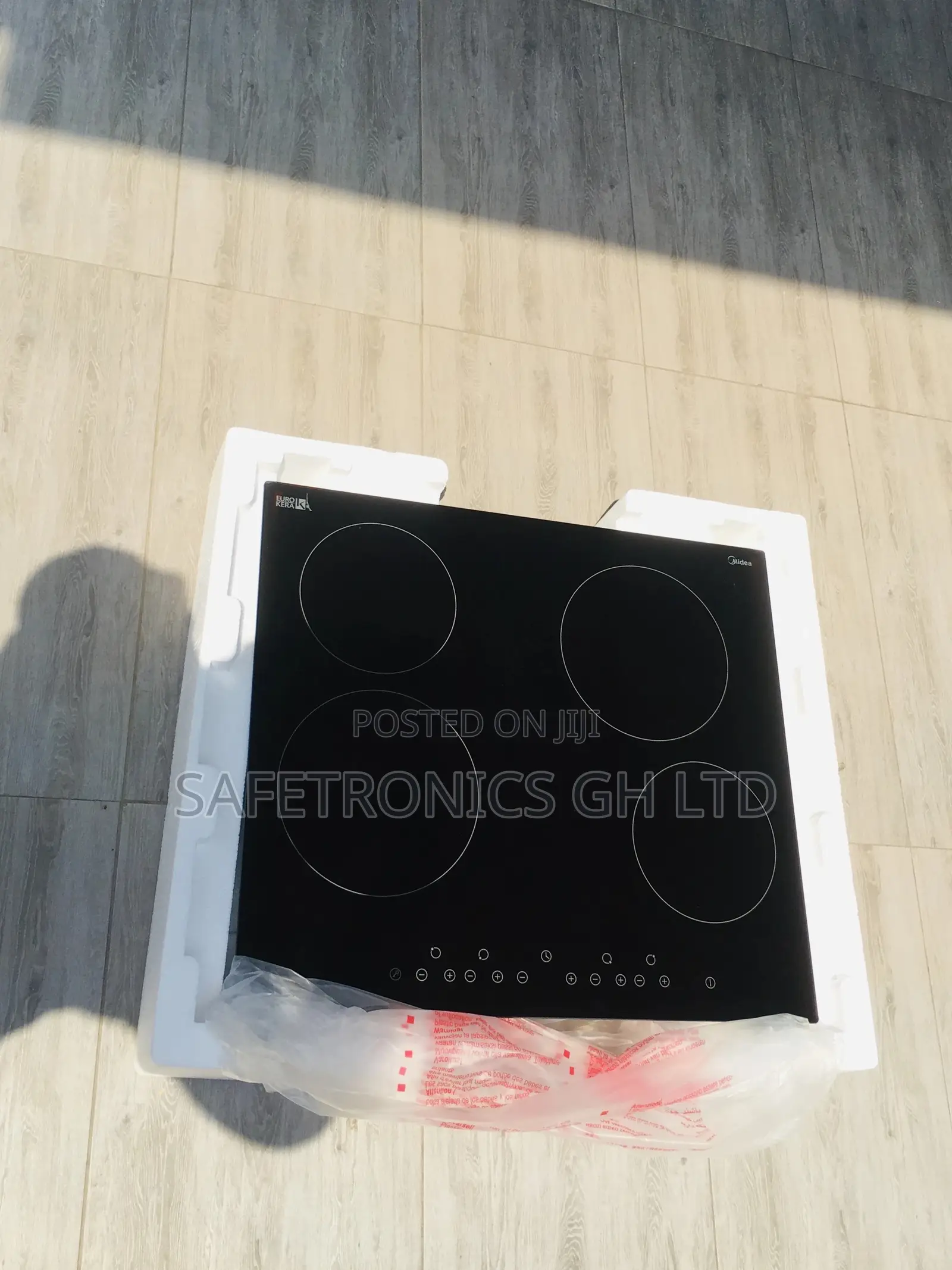 Black 4 Hobs Midea Glass MC-HF605 Electric Cooker