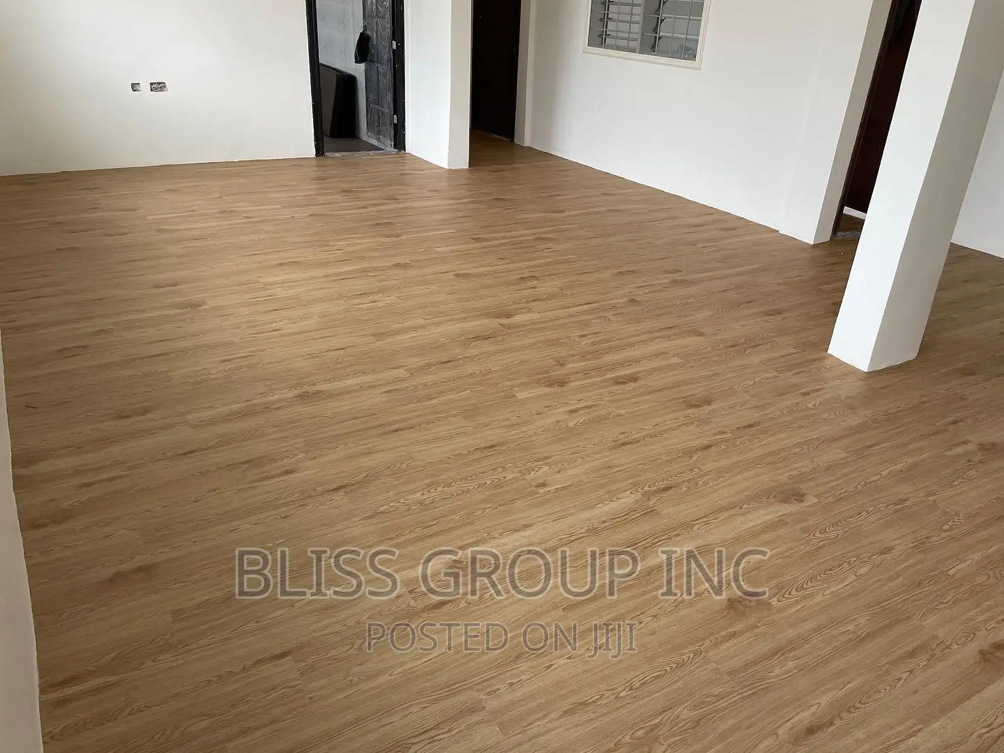 Modern PVC Vinyl Floor and Wall Tiles