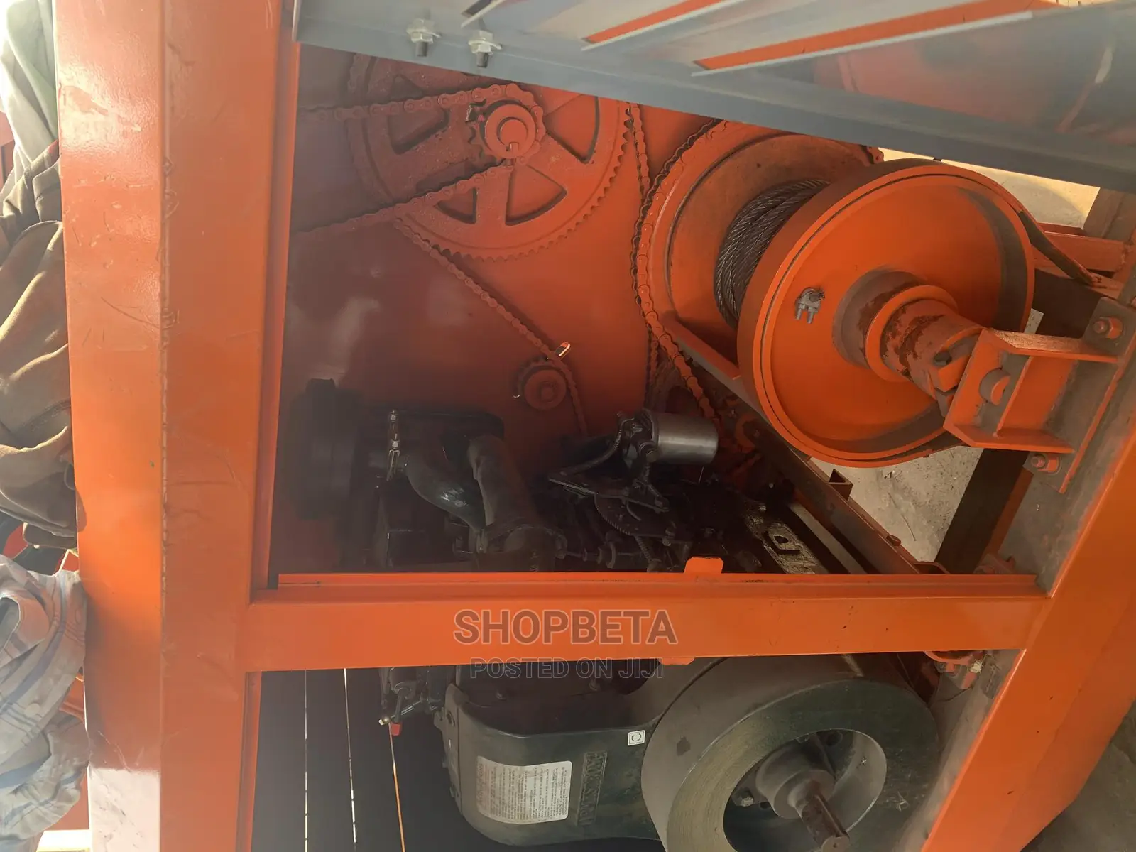 Self Loader Concrete Mixer