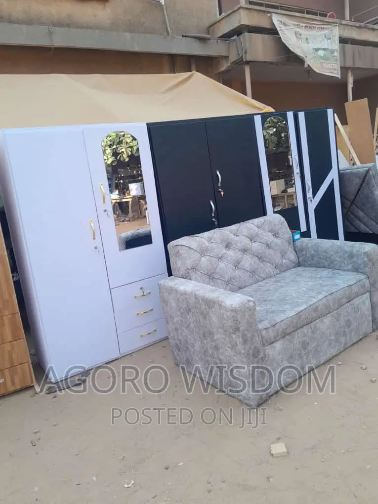 It's Double Door Wardrobe