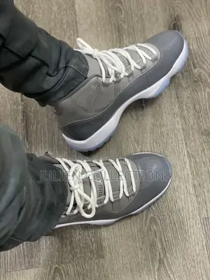 Jordan 11 Cool Grey