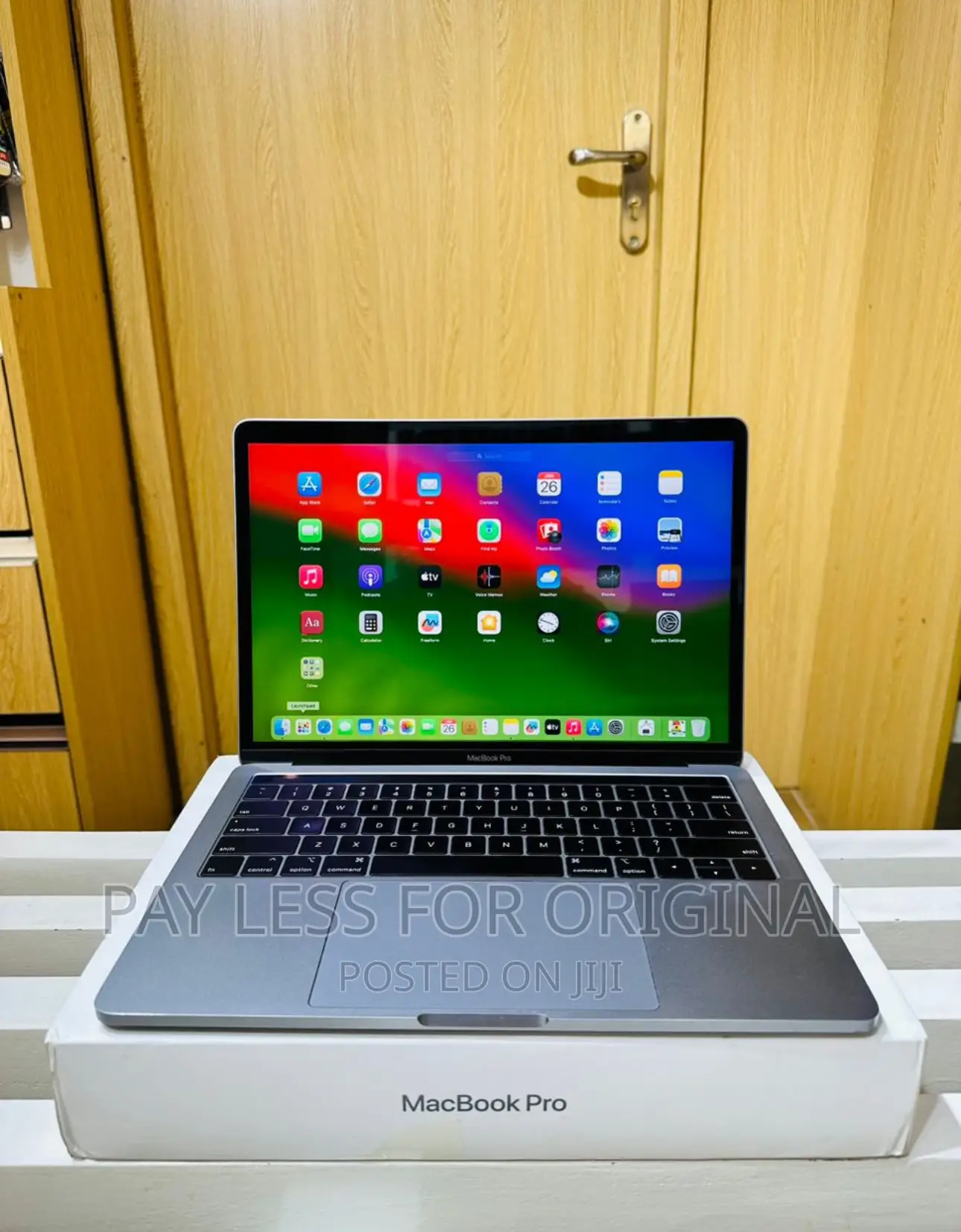 Laptop Apple MacBook Pro 2018 16GB Intel Core I7 SSD 512GB