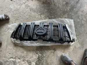 Land Cruiser Prado Grille Shells