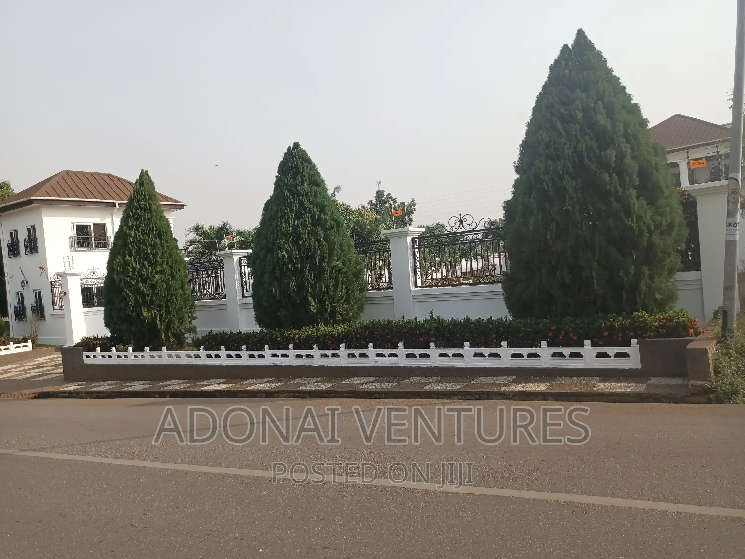One Full Plot for Sale in Danyame