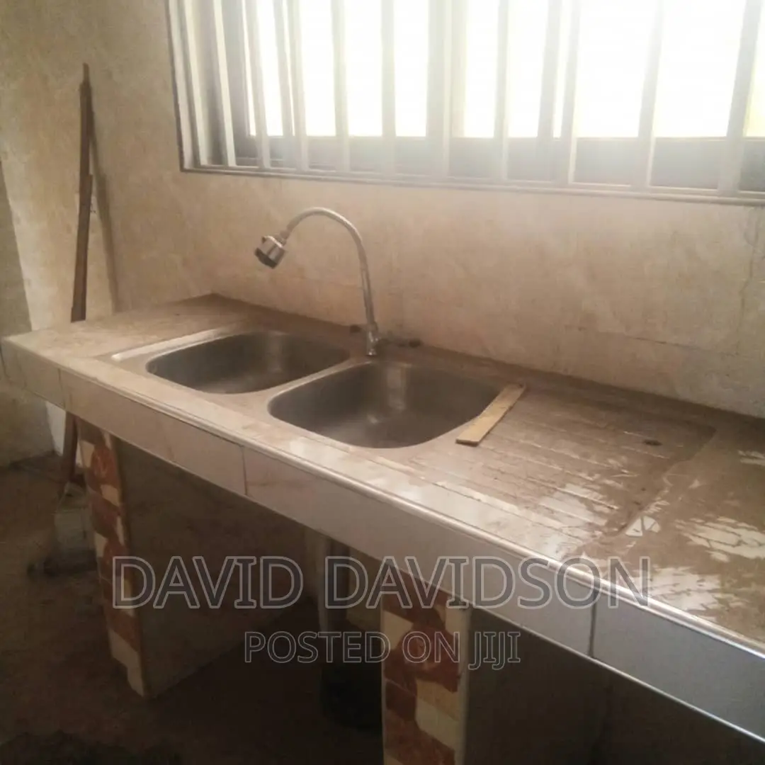 3bdrm Apartment in Executive 3 Bedroom,, Tema Metropolitan for rent