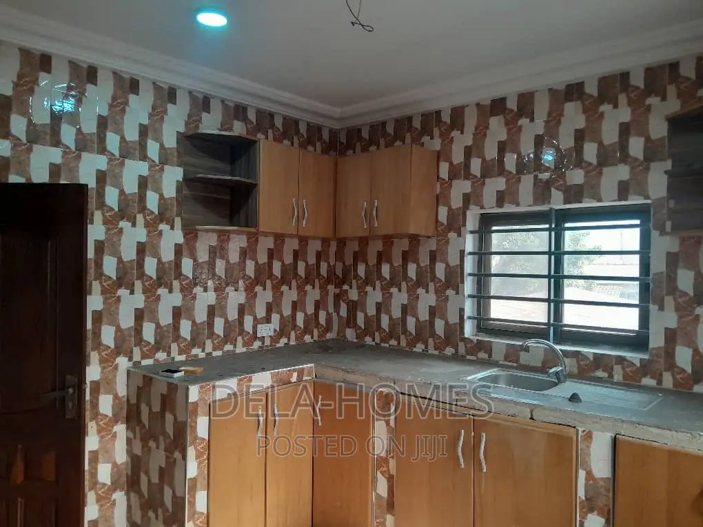2bdrm Apartment in Ars, East Legon for rent
