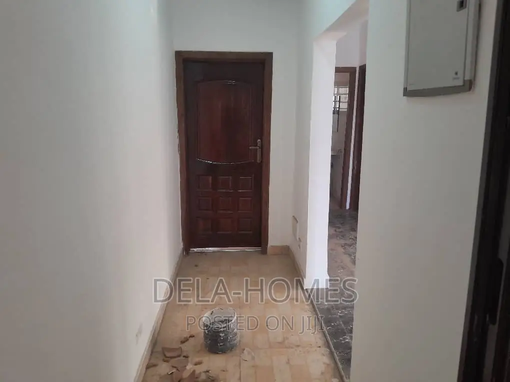 2bdrm Apartment in Ars, East Legon for rent