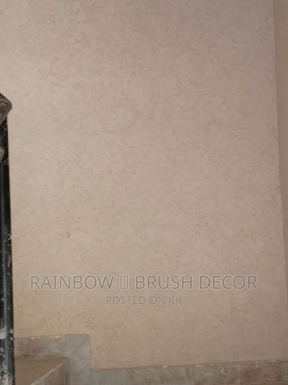 Wall Dumpness Doctor. (Graffiato Paint)