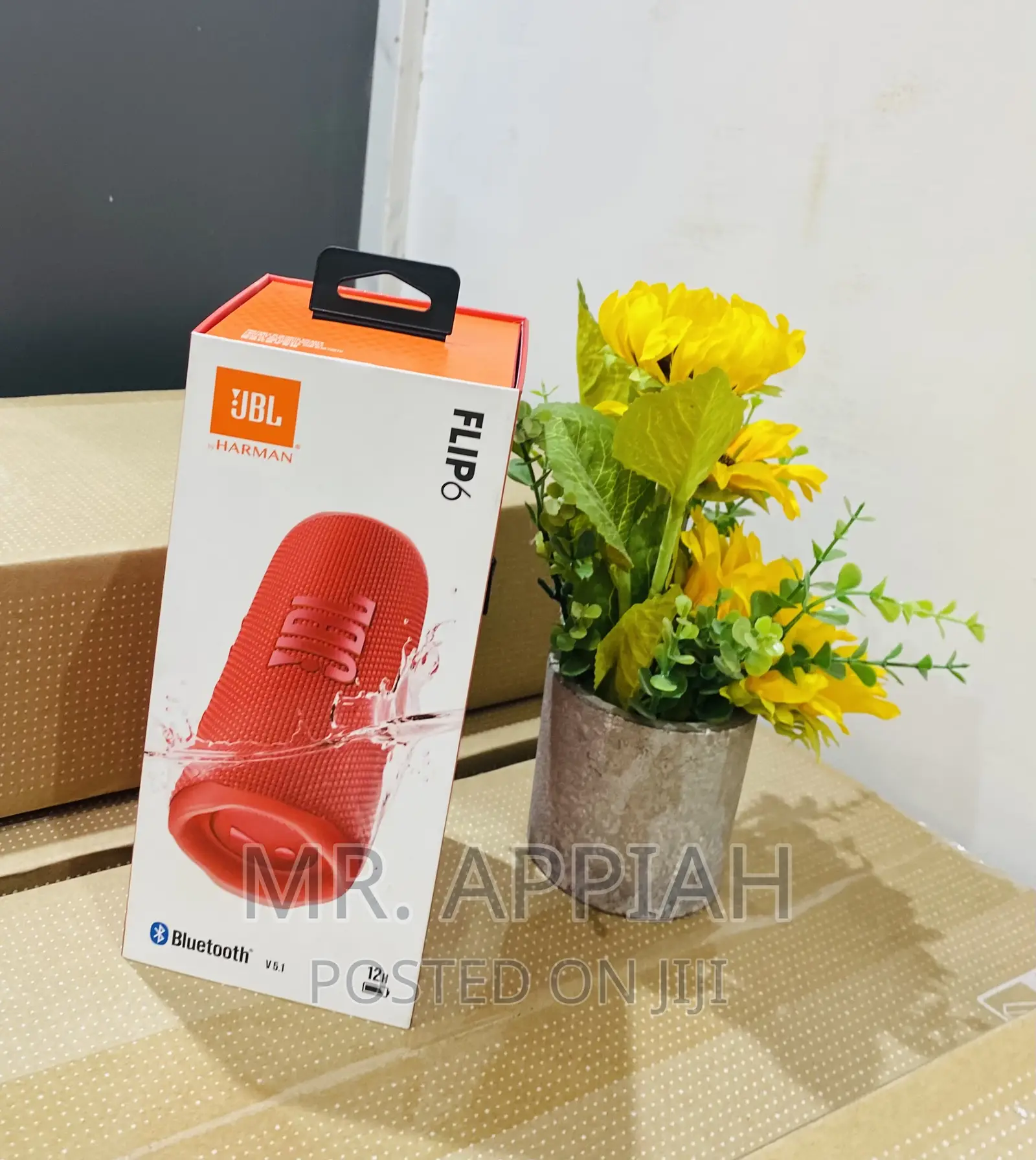 Unique Design JBL Flip 6 Portable Bluetooth Speaker(Red).