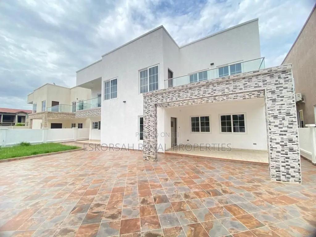 4bdrm House in East Legon, Adjiriganor for rent
