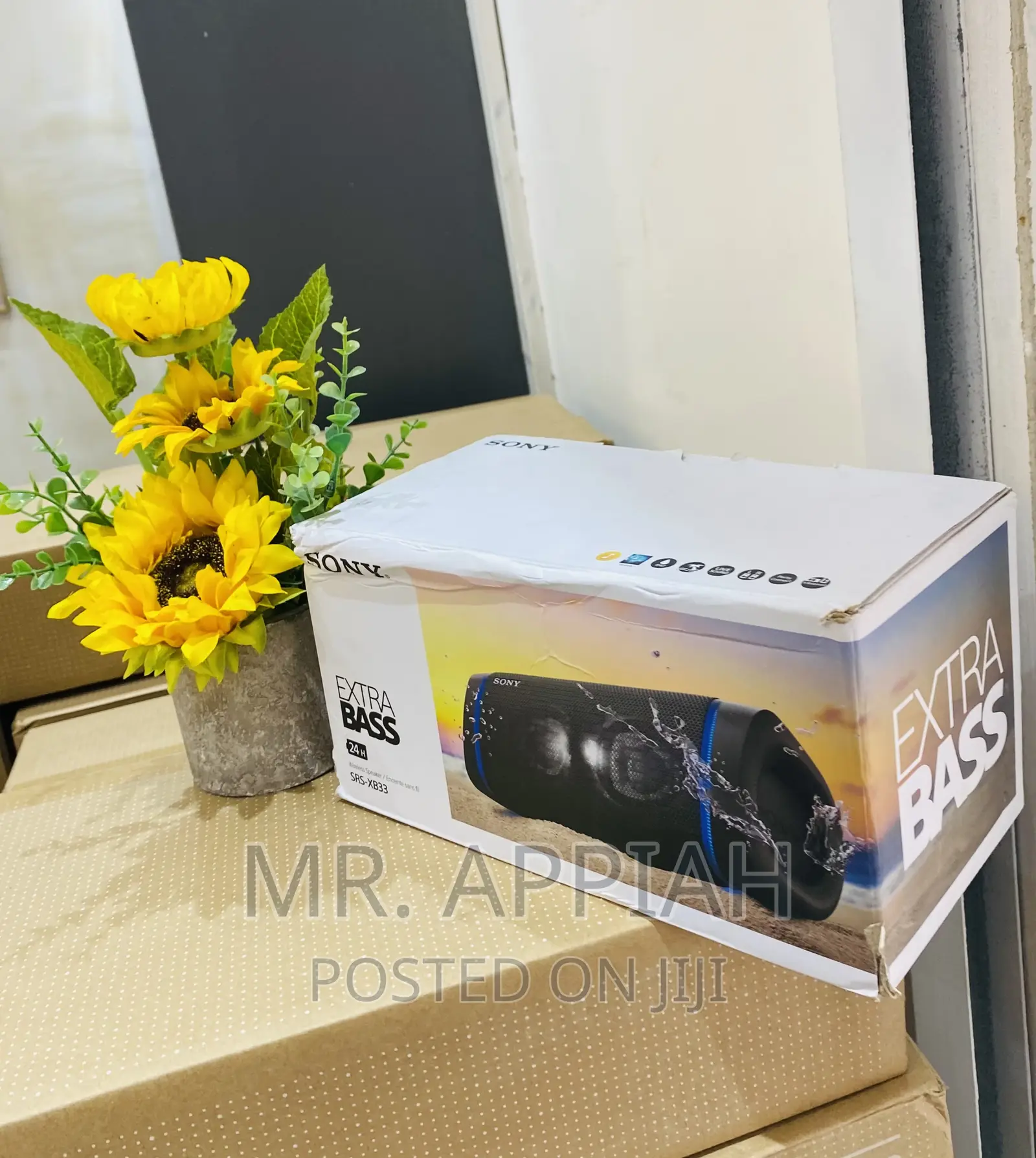 Xb 33 Sony Portable Bluetooth Speaker(Black).