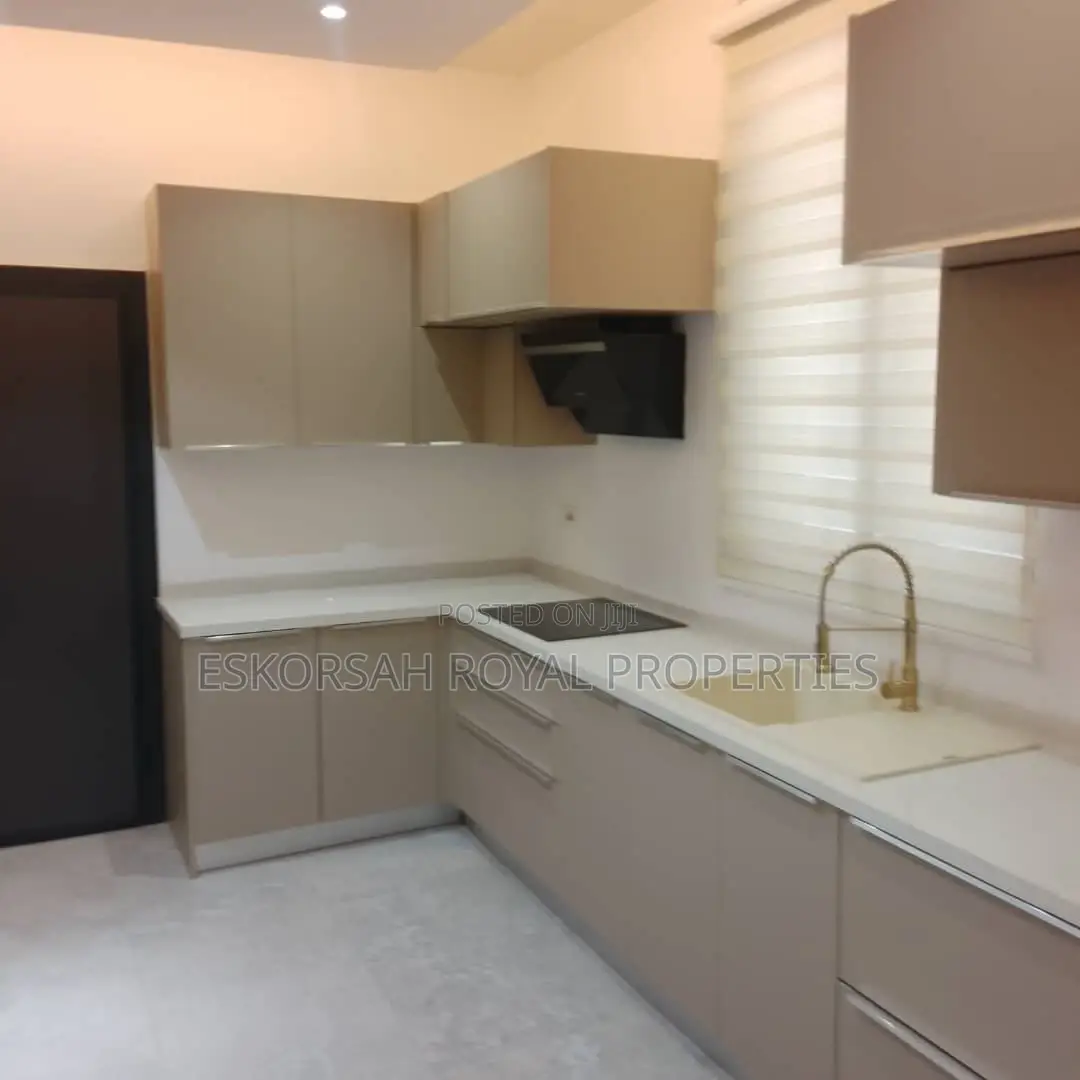 Furnished 4bdrm House in East Legon Hills, School Junction for sale