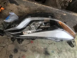 Corolla 2014- 2015 Original Headlight Used