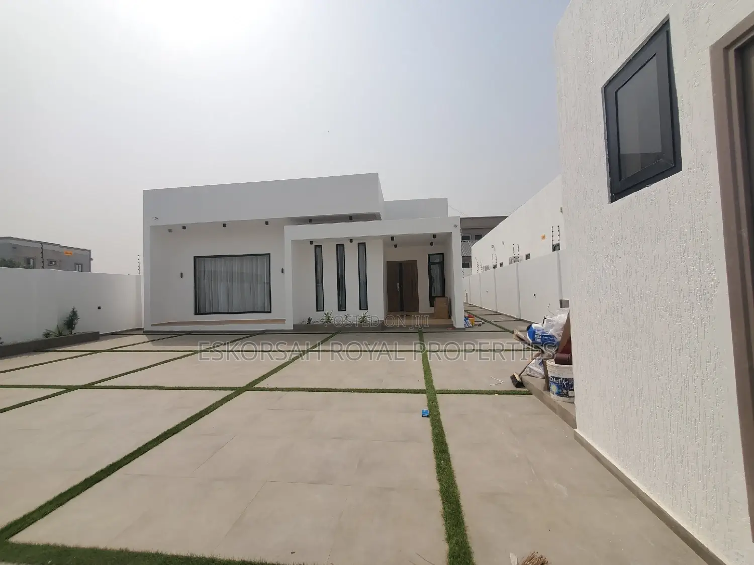 Furnished 3bdrm House in East Legon Hills, School Junction for sale