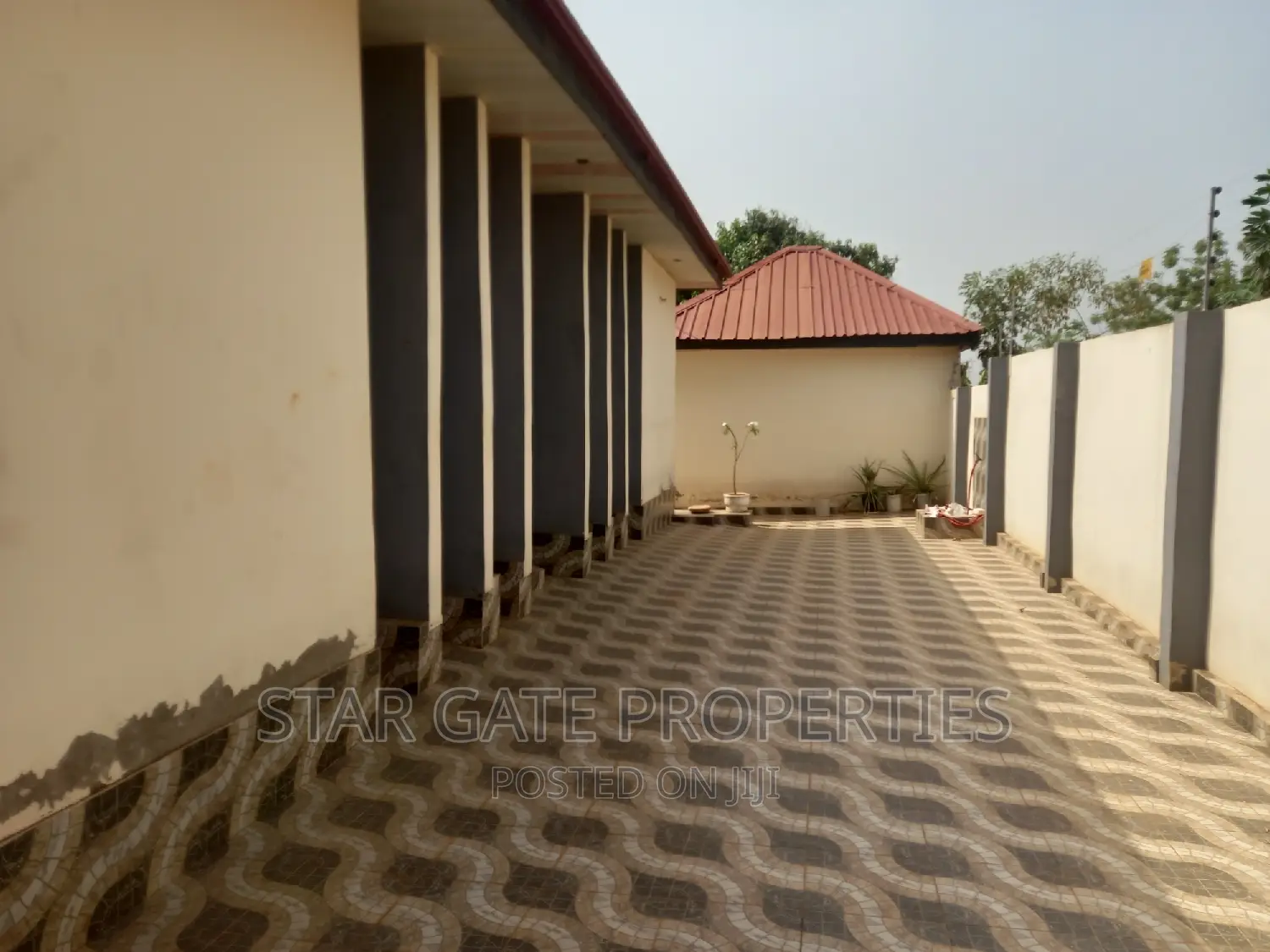 5bdrm House in Pakyi No 2, On, Kumasi Metropolitan for sale