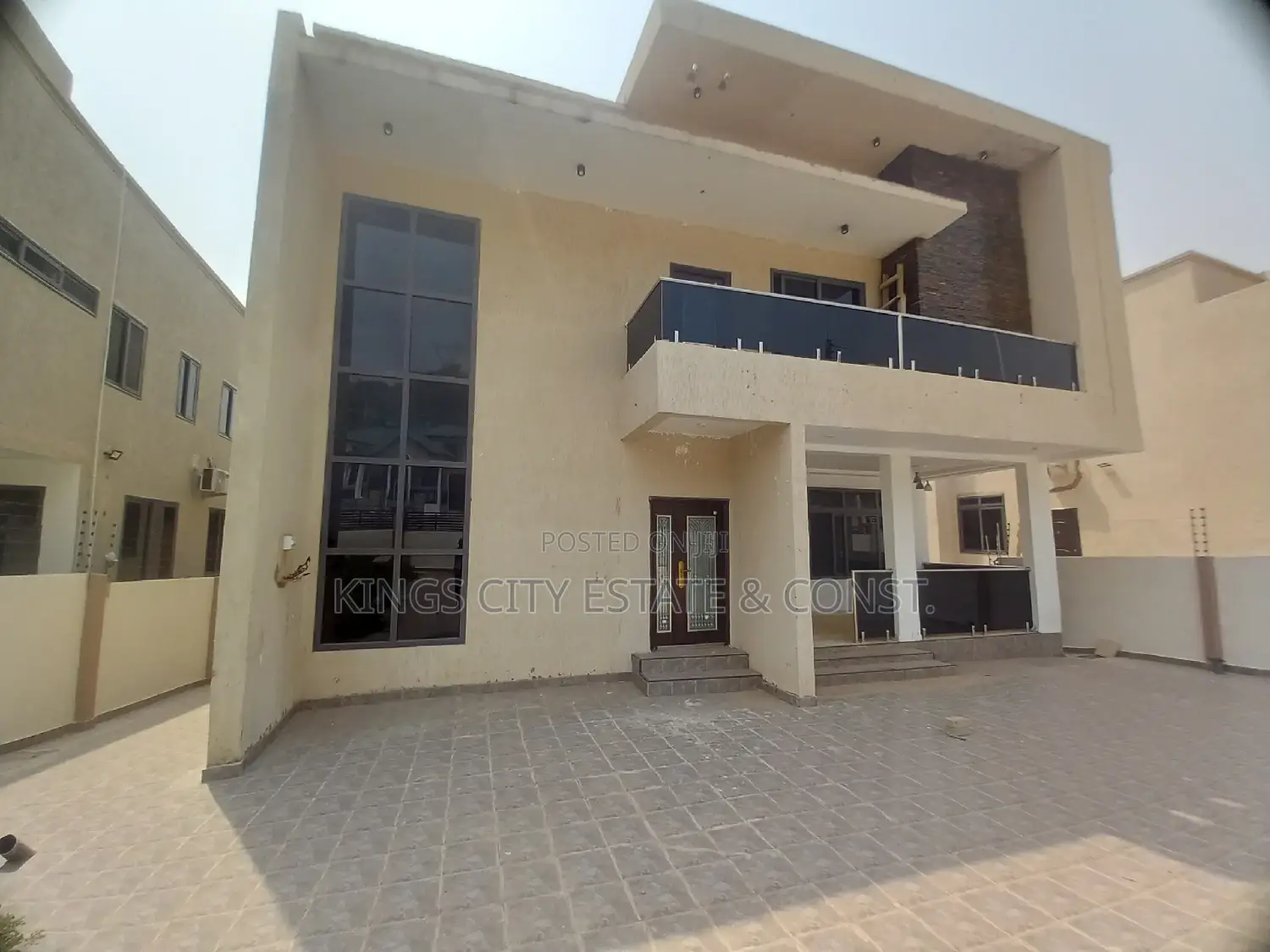 6bdrm House in Acp-Kwabenya, Dome for sale