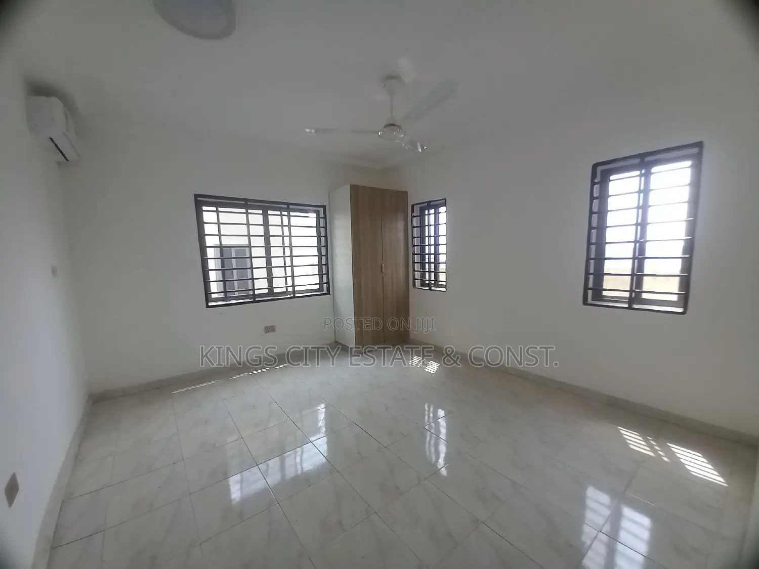 6bdrm House in Acp-Kwabenya, Dome for sale