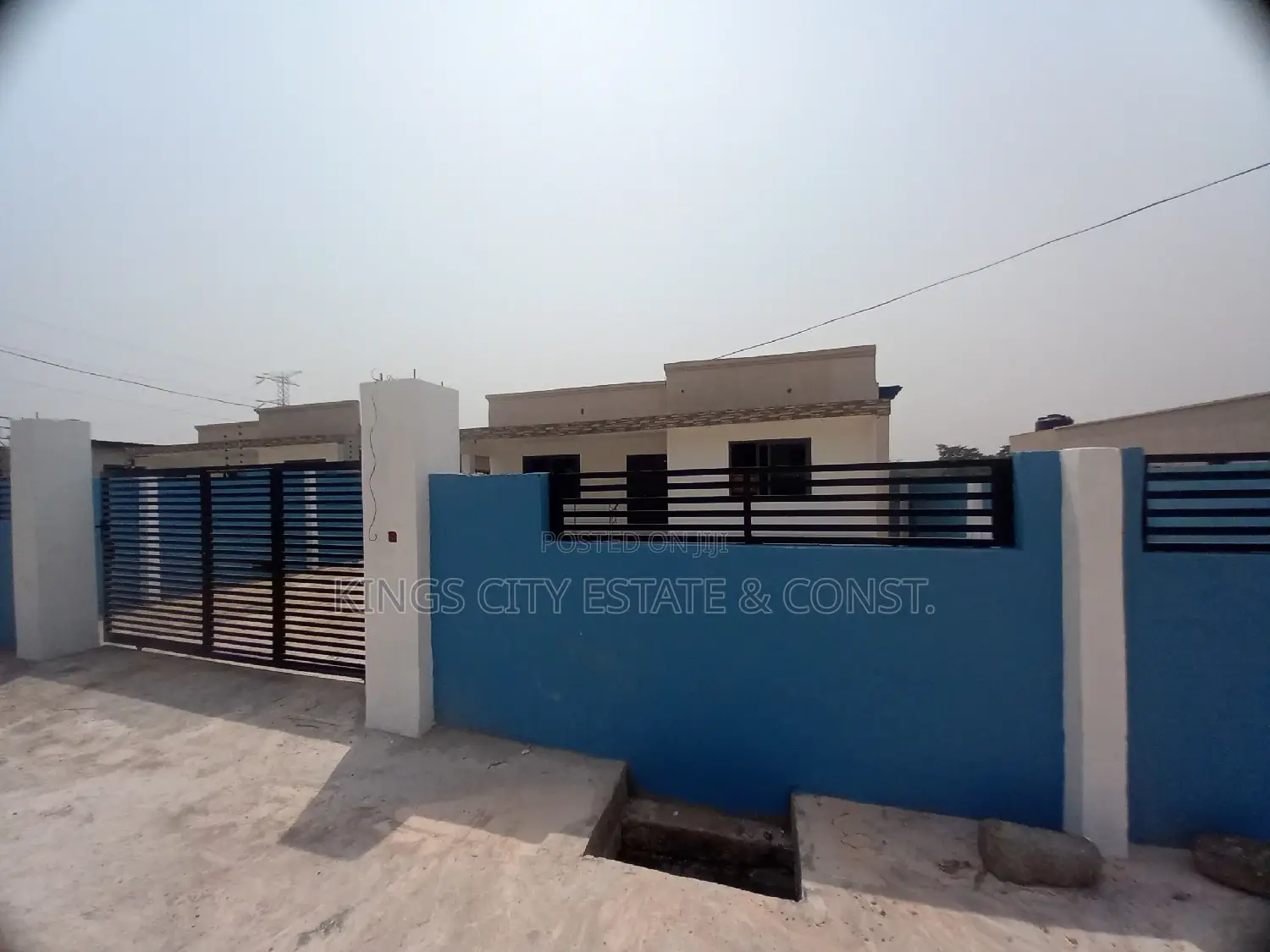 4bdrm House in Acp Estate, Achimota for sale