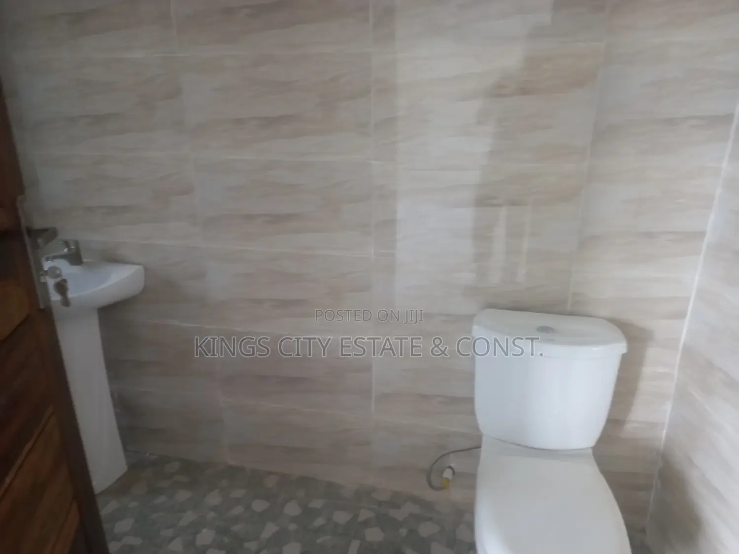 4bdrm House in Acp Estate, Achimota for sale