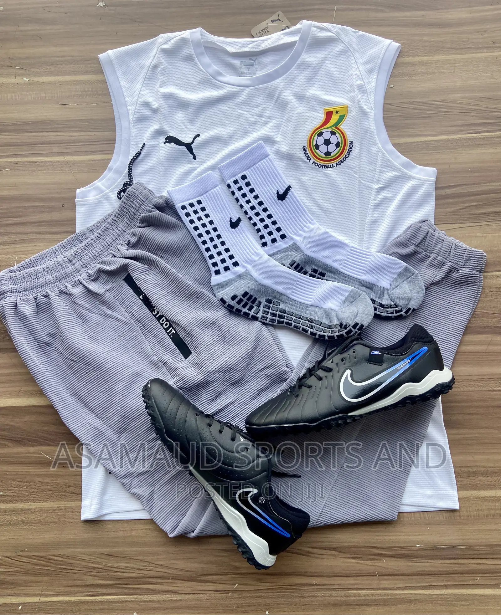 Original Men Gym Set Available at Cool Price