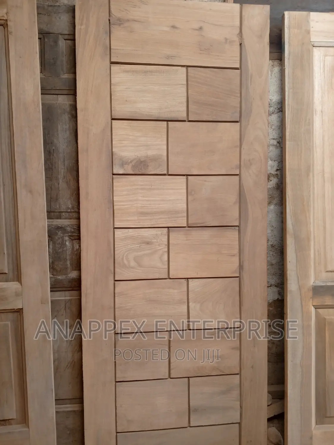 Supplying Fixing Of Wooden Doors For Your Rooms.