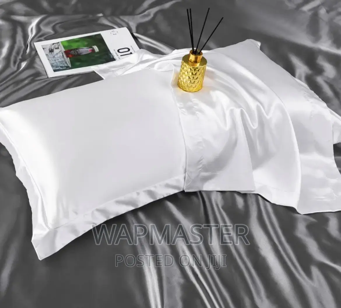 Silk Pillowcase / Satin Silky Pillow Case for Hair and Skin