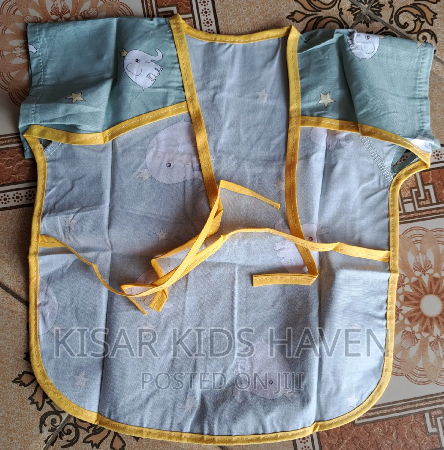 Short Sleeve Rubber Bib for Kids