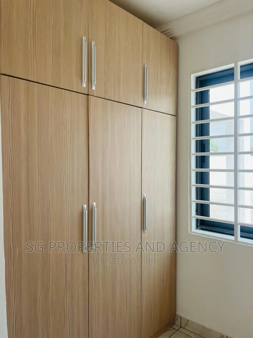 3bdrm House in Sakumono, Spintex for sale