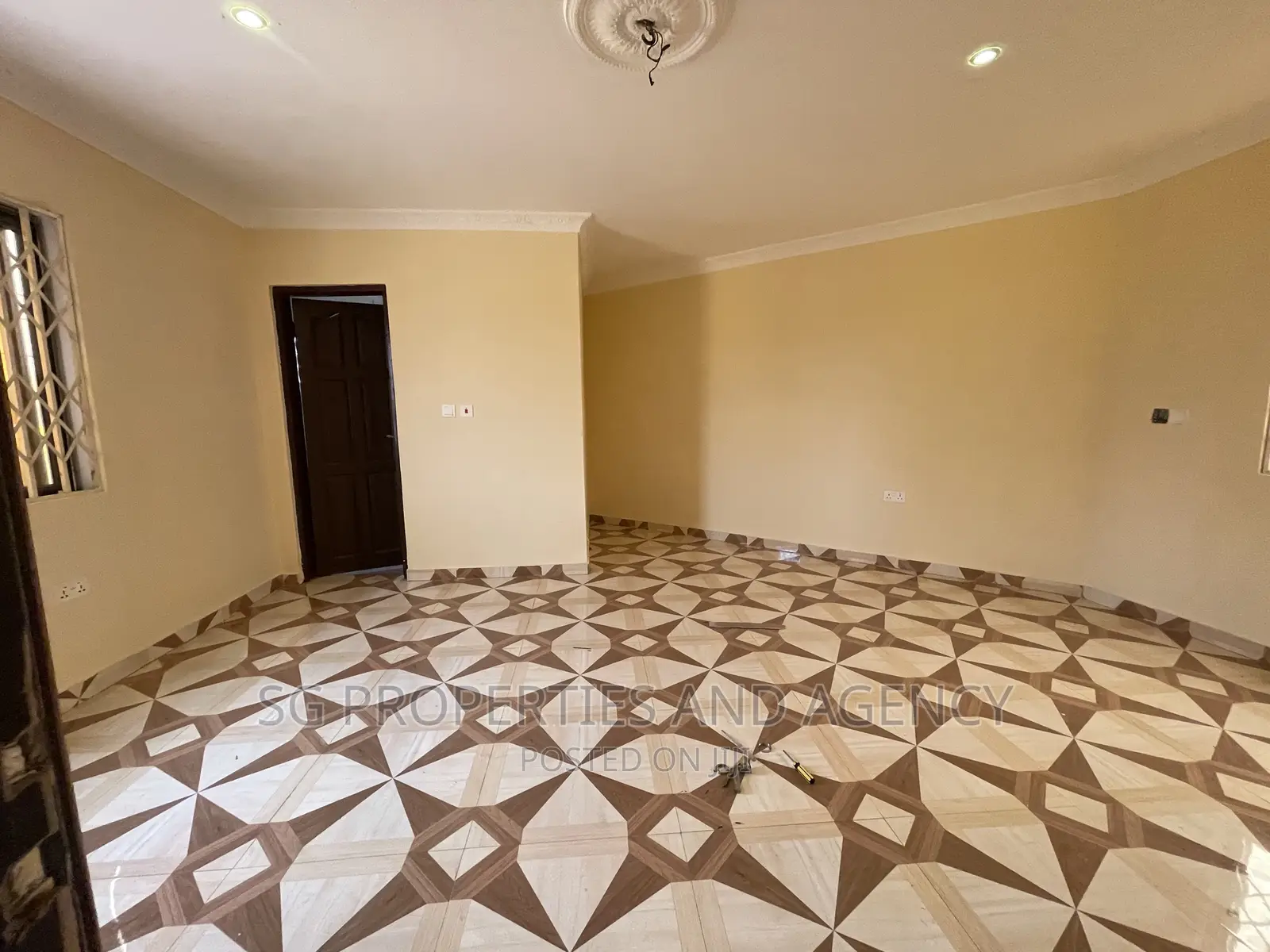 1bdrm Apartment in Coastal, Spintex for rent