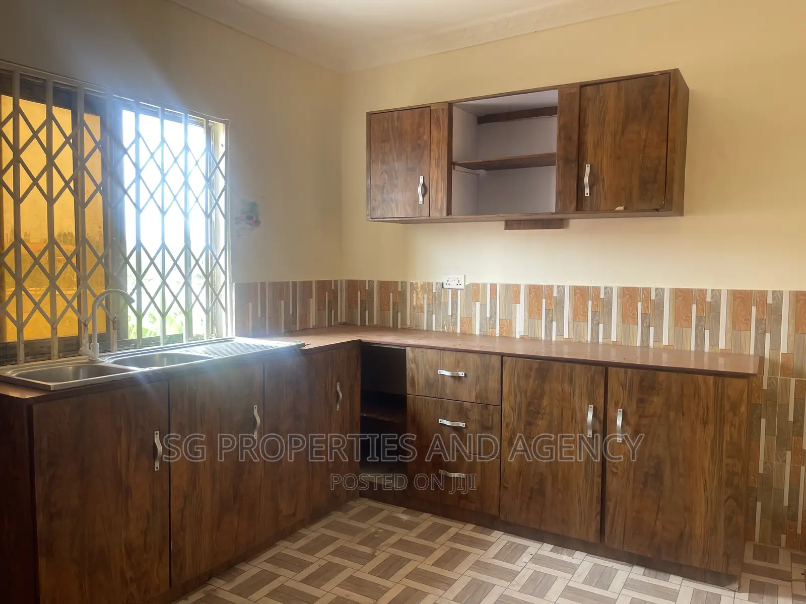 1bdrm Apartment in Coastal, Spintex for rent
