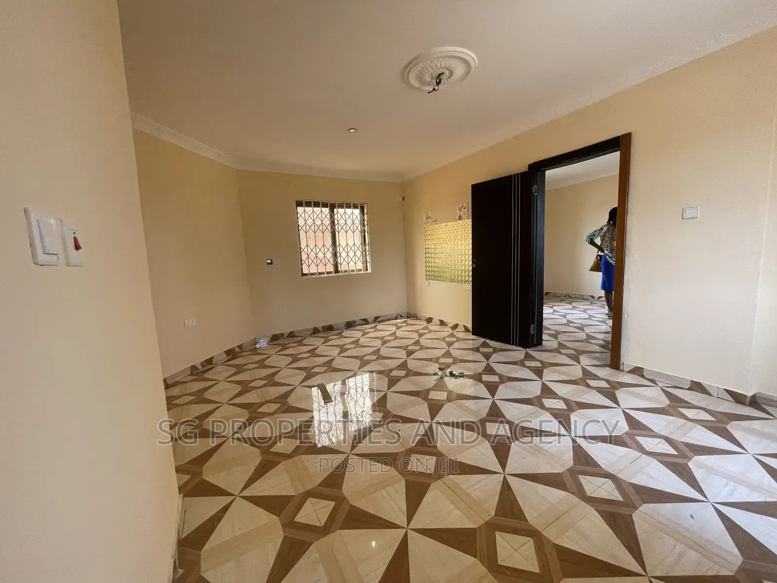 1bdrm Apartment in Coastal, Spintex for rent