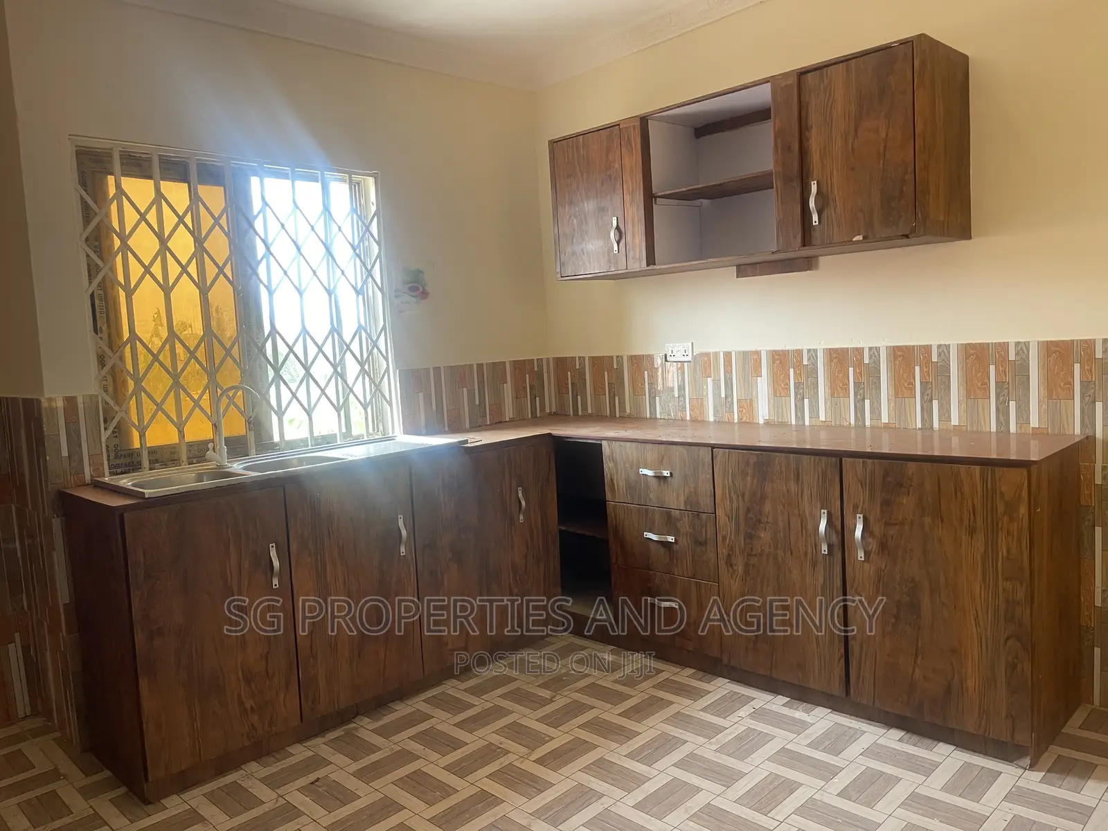 1bdrm Apartment in Coastal, Spintex for rent