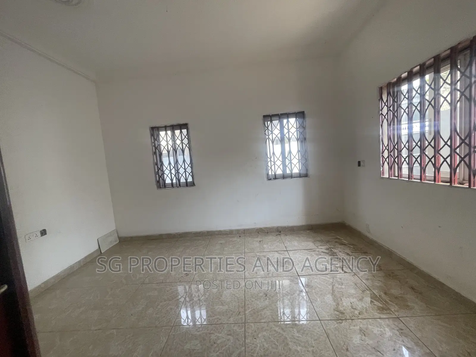 2bdrm Apartment in Lashibi, Spintex for rent
