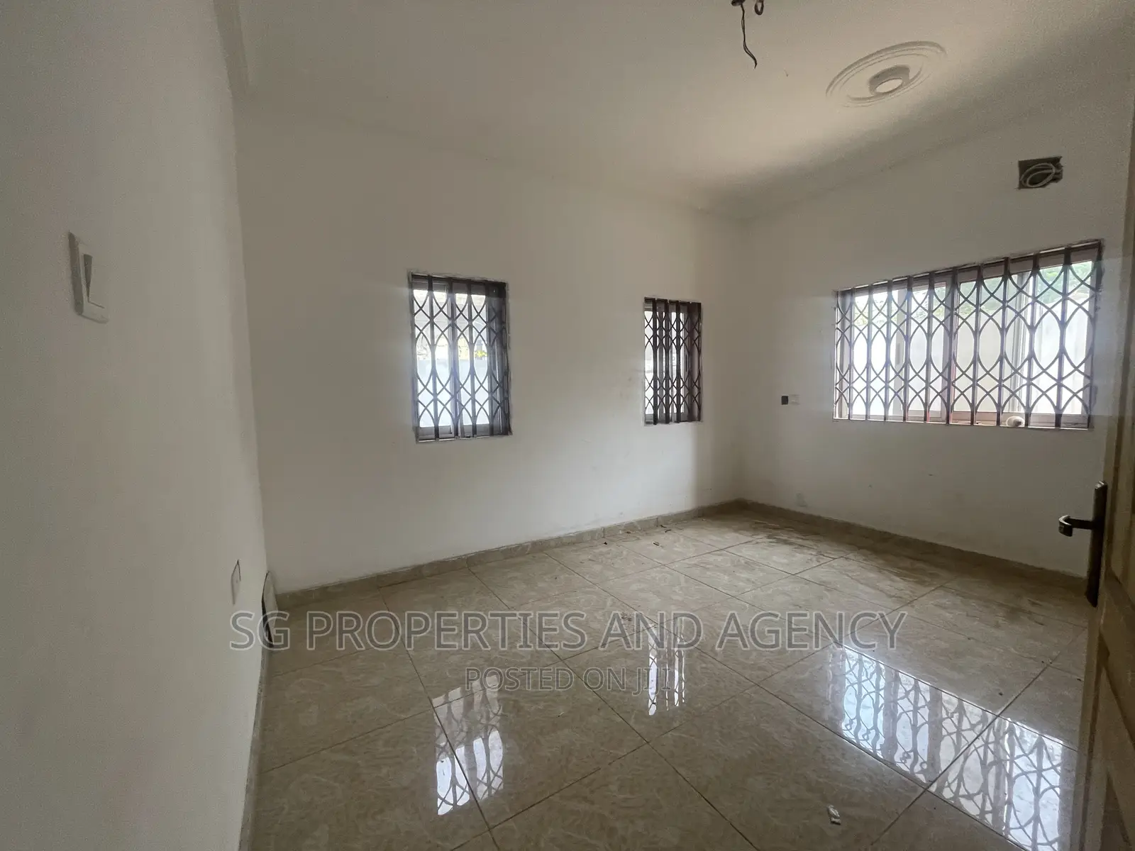 2bdrm Apartment in Lashibi, Spintex for rent