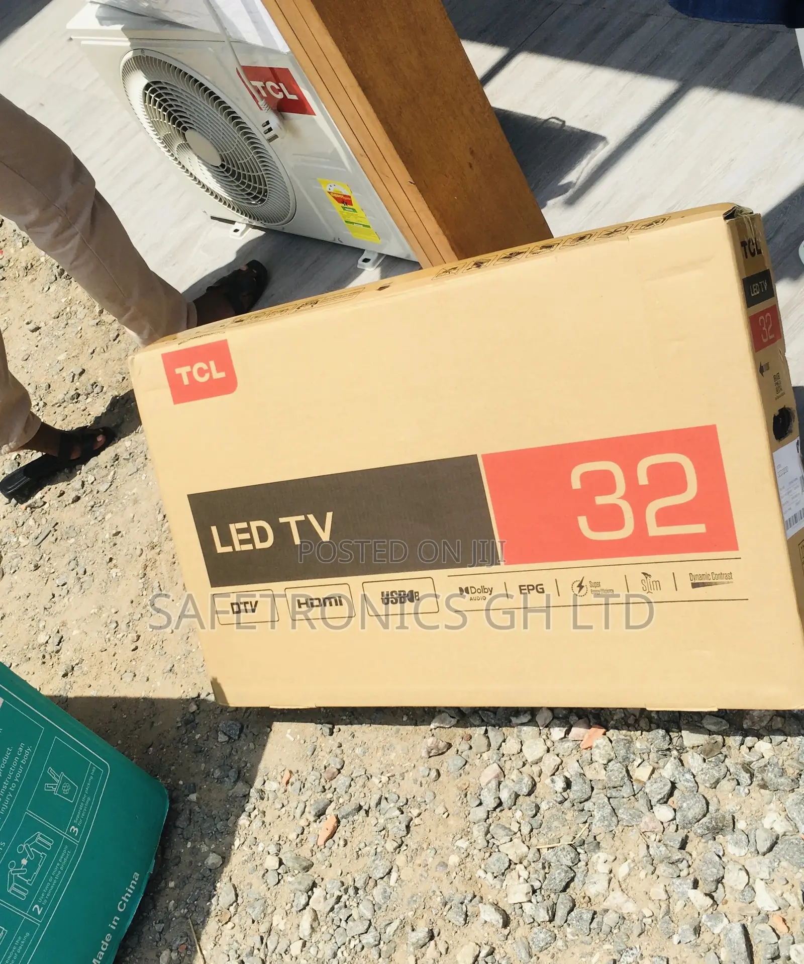 32 Inches Glossy LED TCL Black Electric HDR S5400 Tv