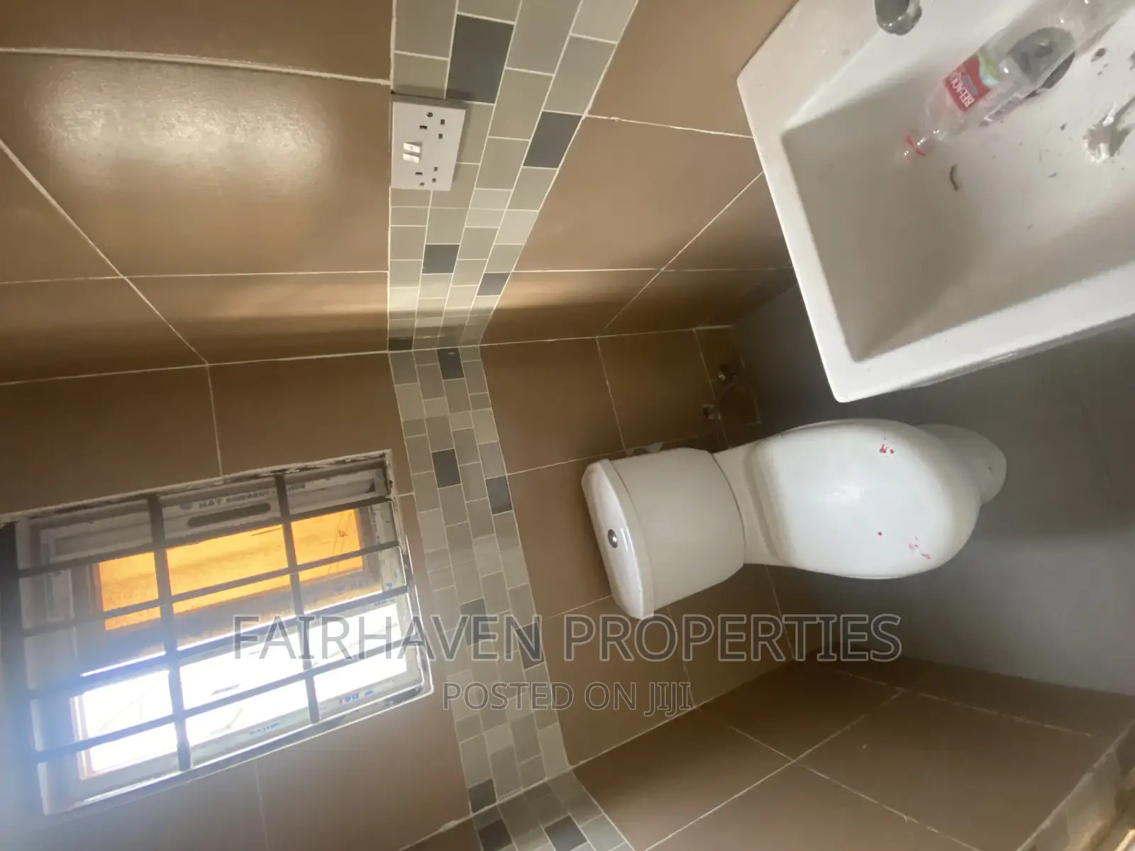 2bdrm Apartment in Tseaddo, Teshie for rent