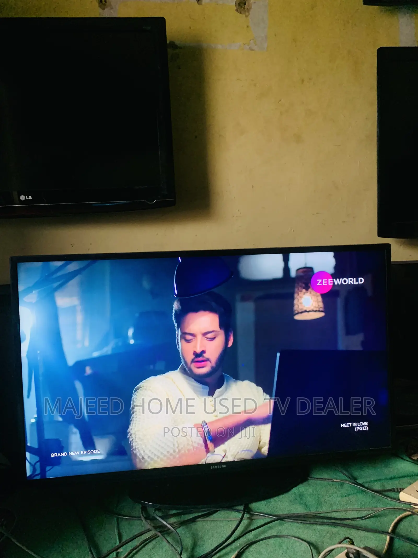 50inches Slim Samsung Smart Tv