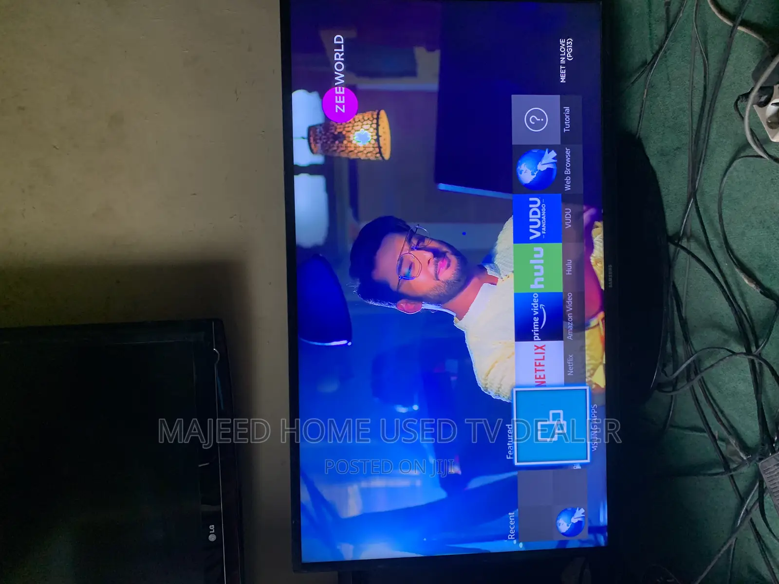 50inches Slim Samsung Smart Tv