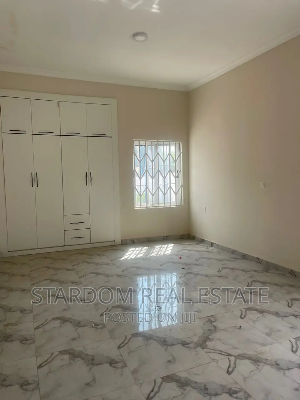 3bdrm Duplex in Spintex for rent
