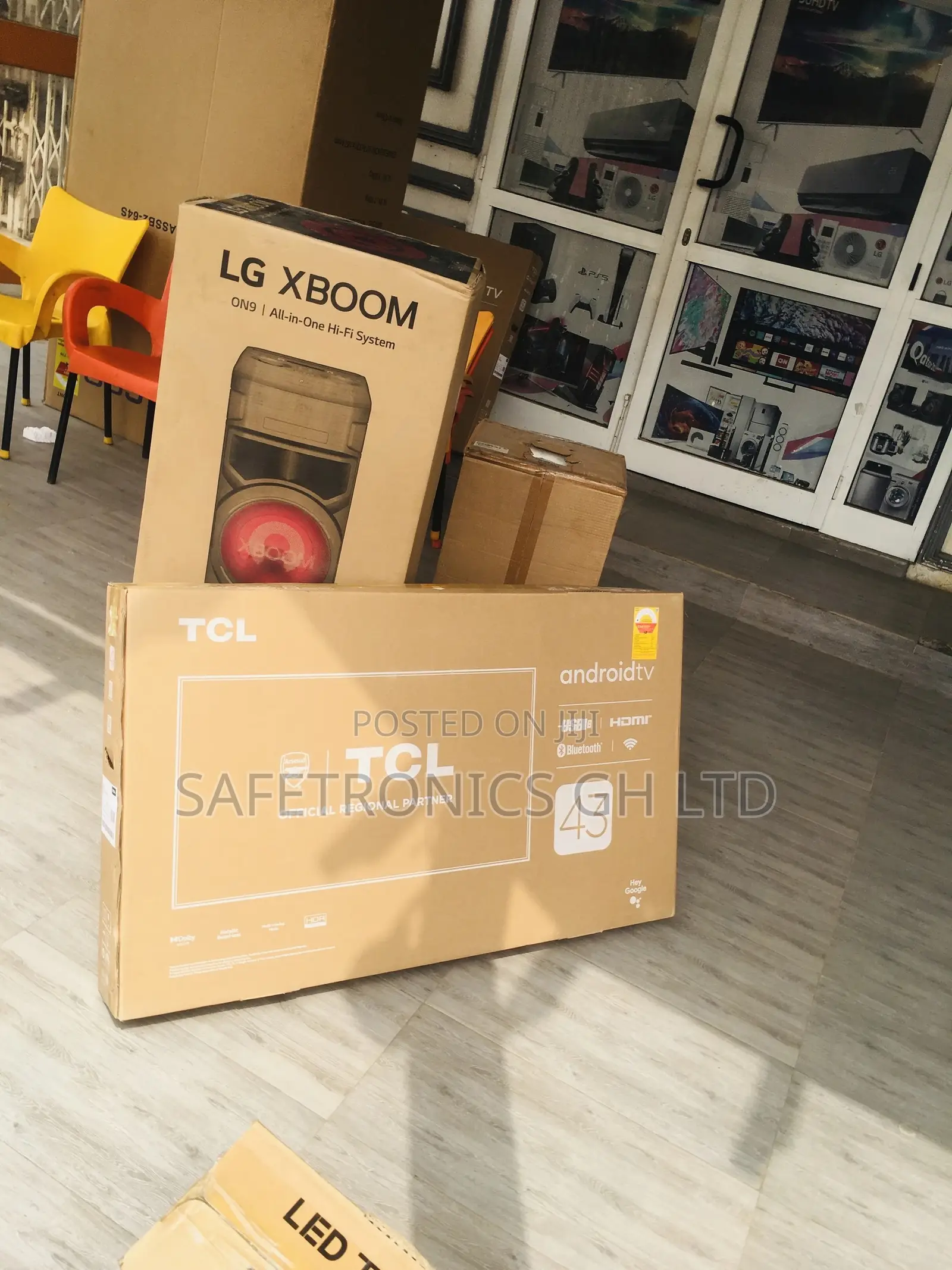 43 Inches Glossy LED Smart Black Electric TCL P635 Tv