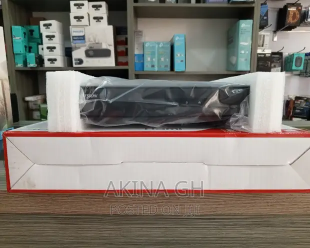 Hikvision 8ch Poe NVR Ds-7108ni-Q1/8p/M 3