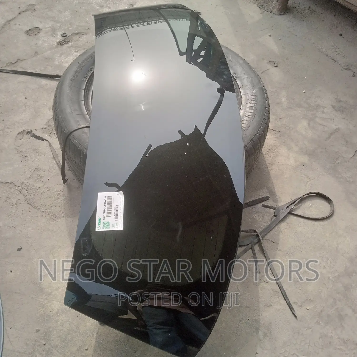 Kia Sorento 2010 Back Glass Tinted