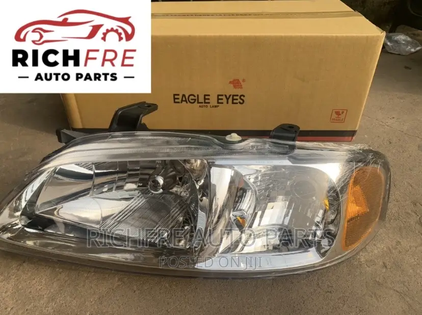 Nissan Sentra 2000-2002 Headlight