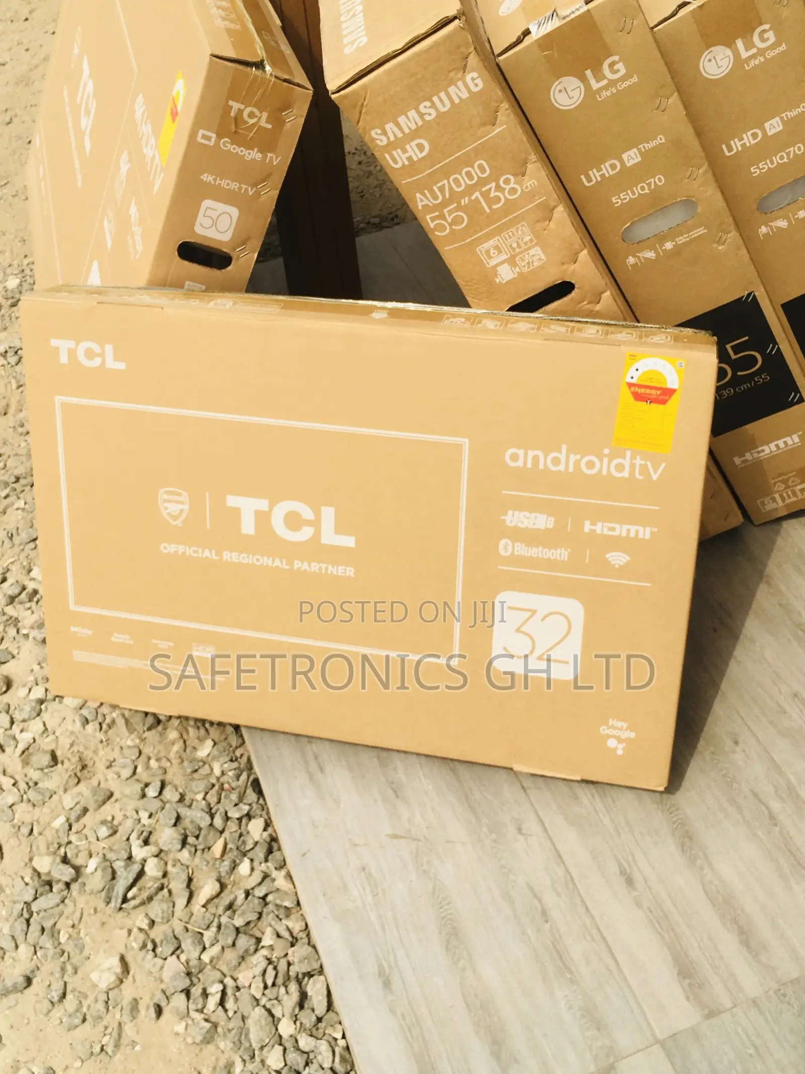 TCL S5400A 32 Inches Glossy LED Black Full HD Electric