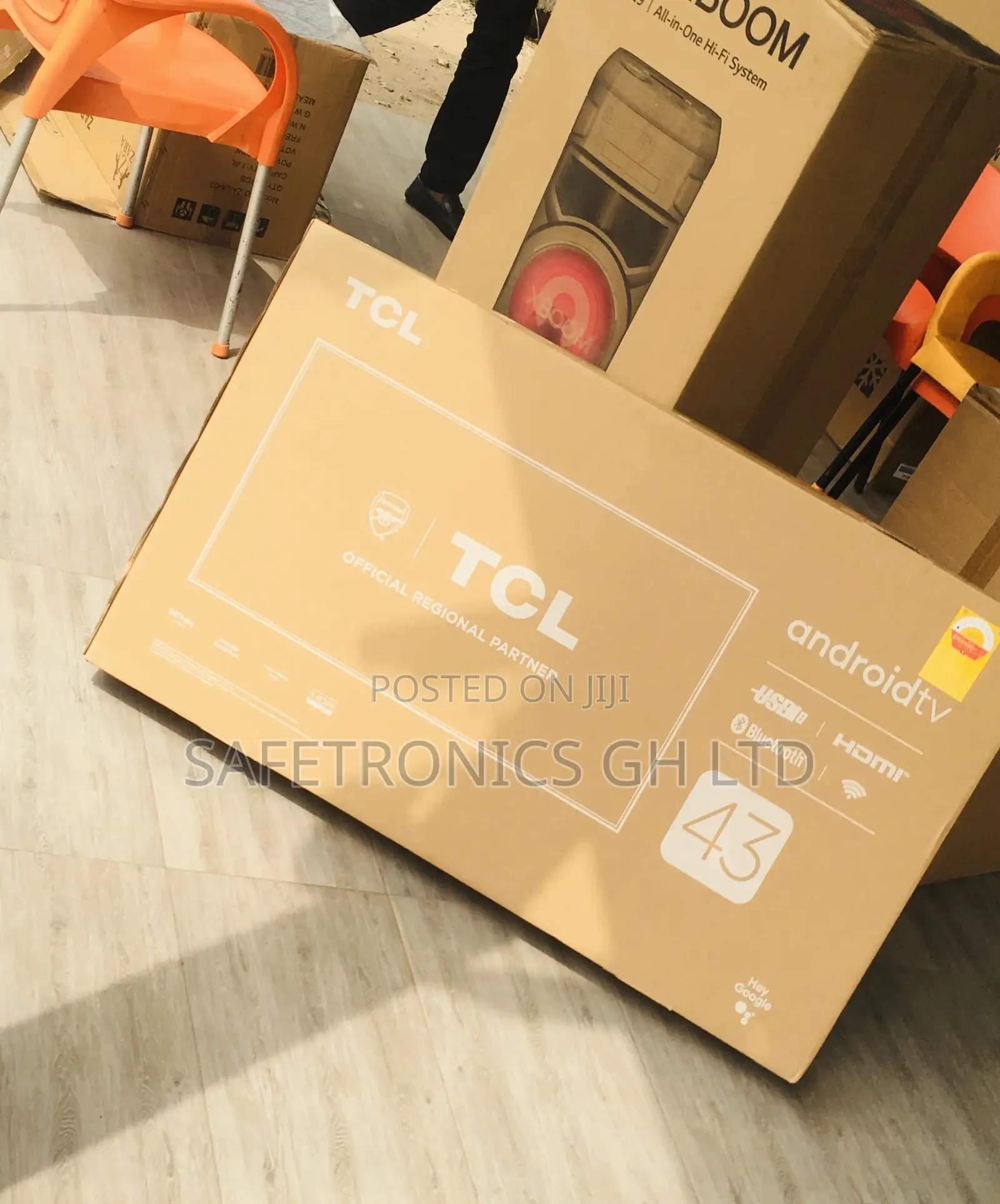 Electric Black Glossy Full HD 43 Inches S5400A TCL HDR