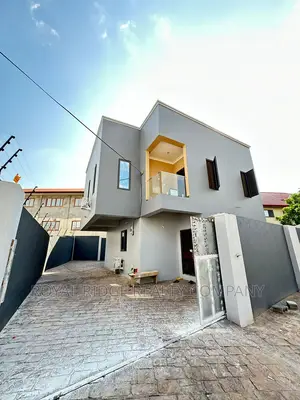 3bdrm Townhouse/Terrace in East Legon Ogbojo, Accra Metropolitan