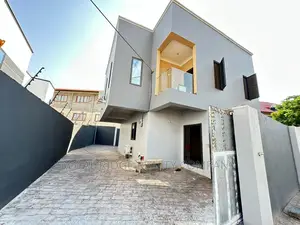 3bdrm Townhouse/Terrace in East Legon Ogbojo, Accra Metropolitan