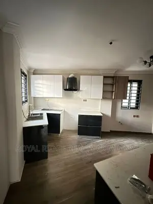 3bdrm Townhouse/Terrace in East Legon Ogbojo, Accra Metropolitan